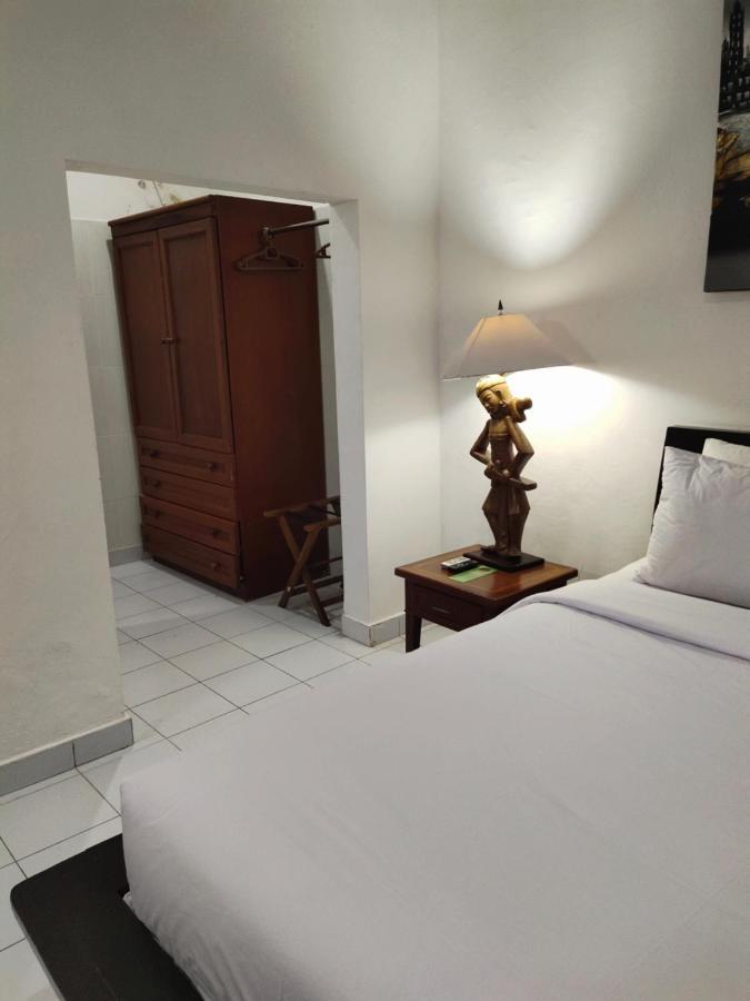La Walon Hotel Kuta  Ngoại thất bức ảnh