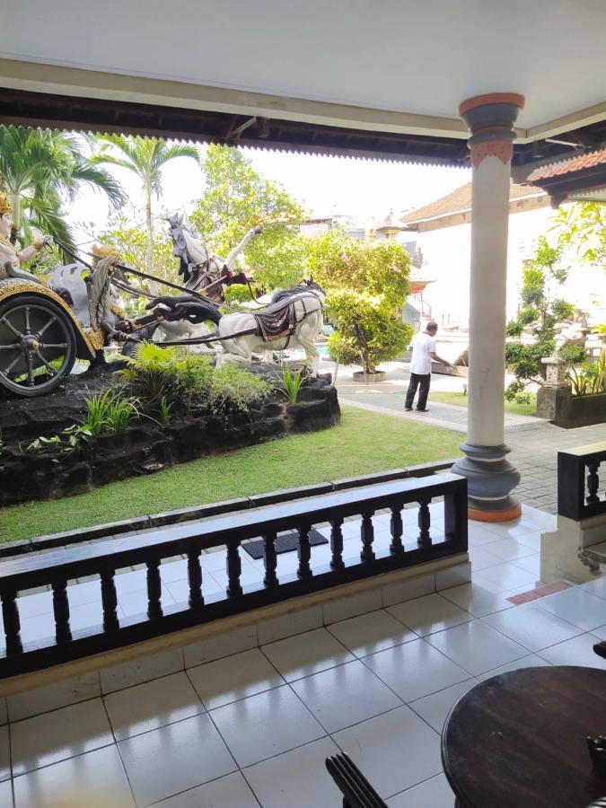 La Walon Hotel Kuta  Ngoại thất bức ảnh