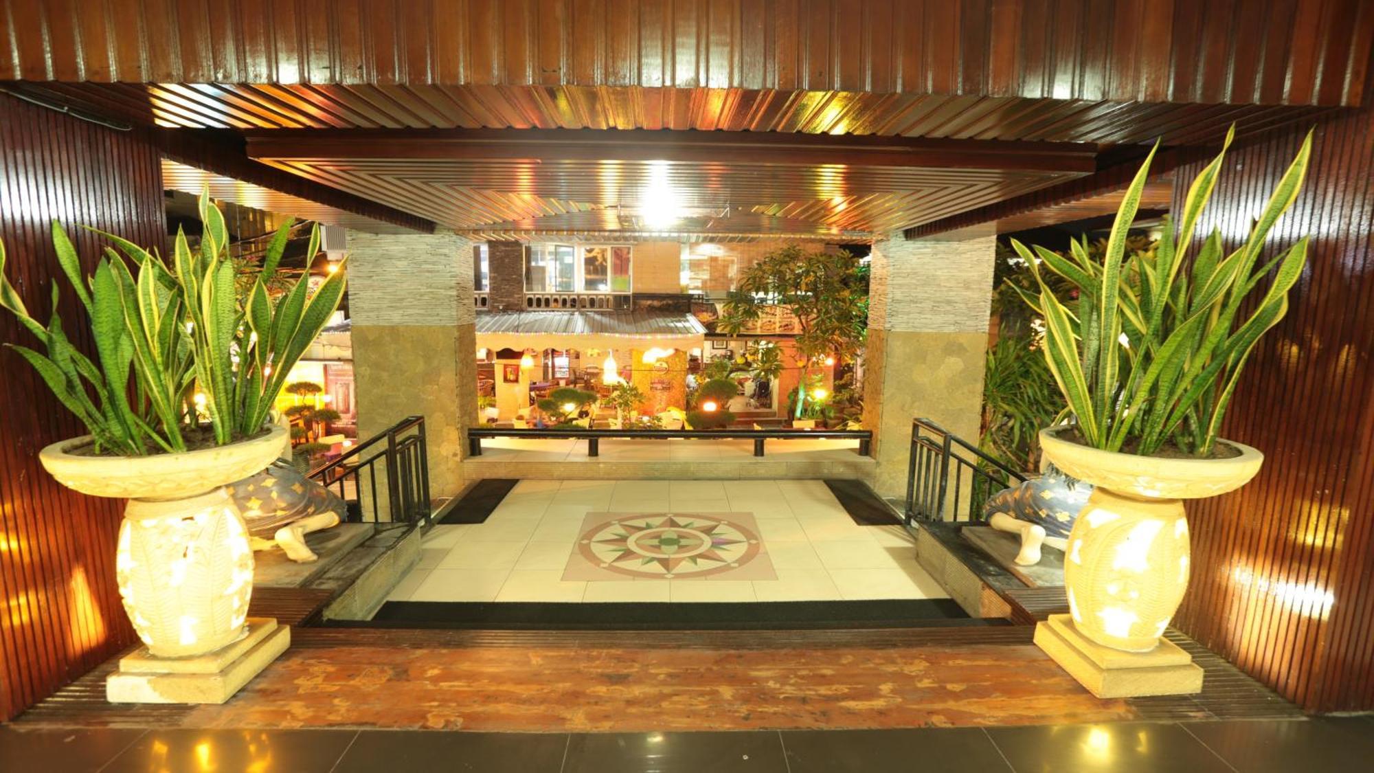 La Walon Hotel Kuta  Ngoại thất bức ảnh