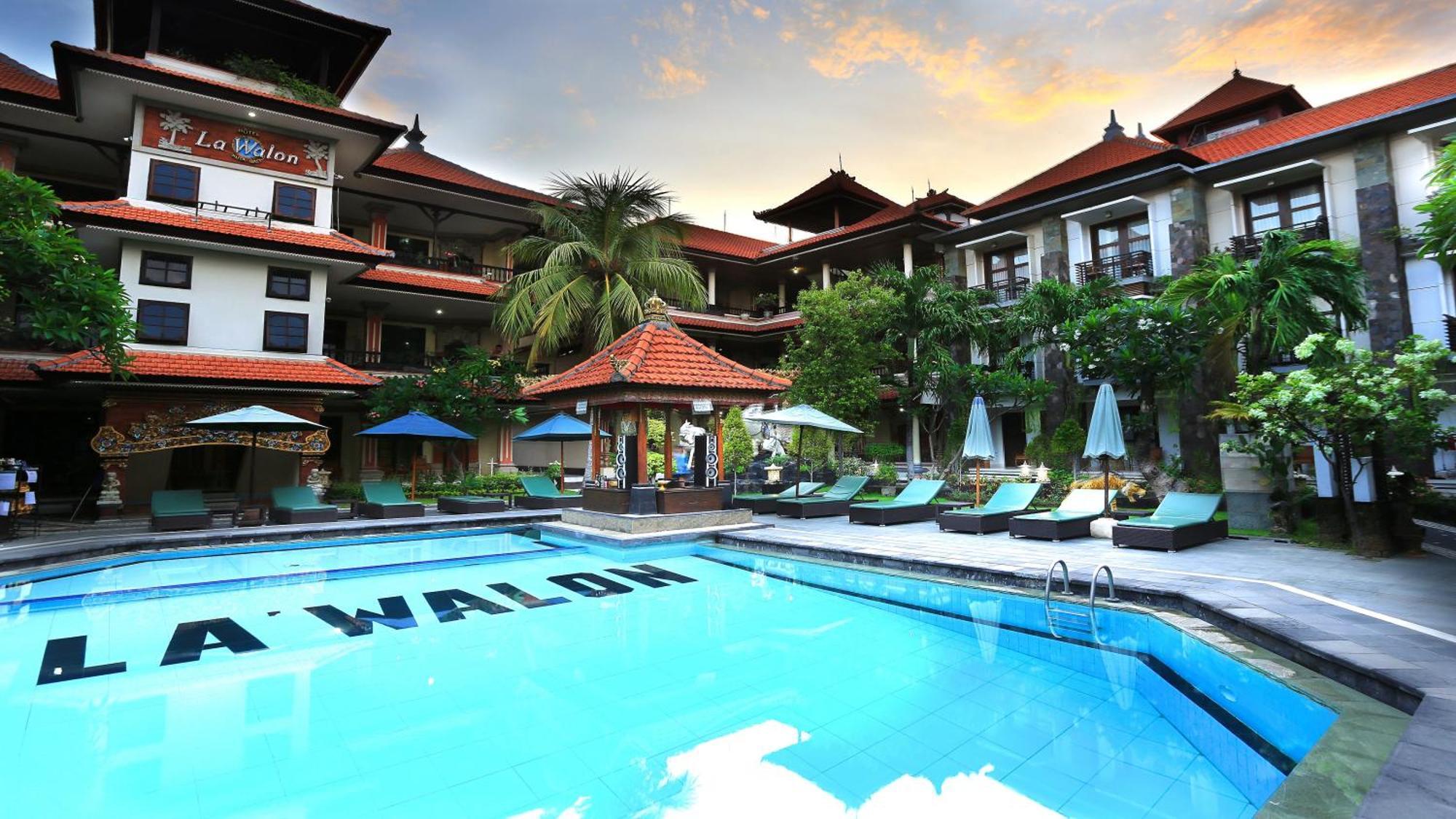 La Walon Hotel Kuta  Ngoại thất bức ảnh