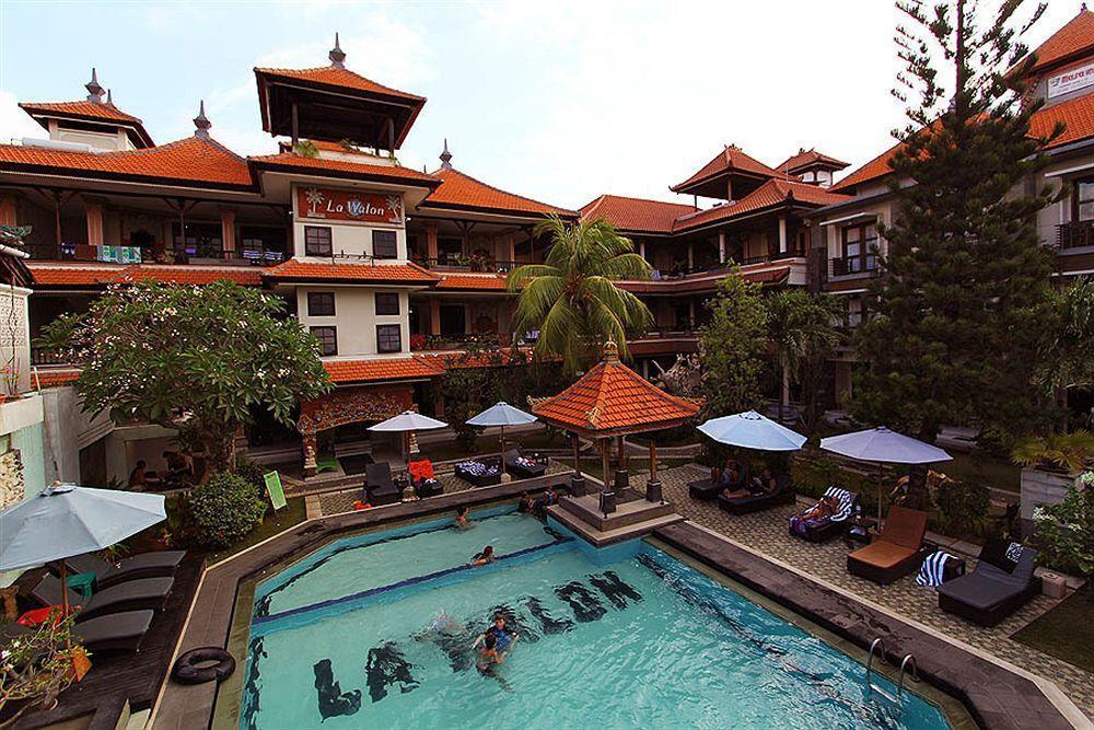 La Walon Hotel Kuta  Ngoại thất bức ảnh