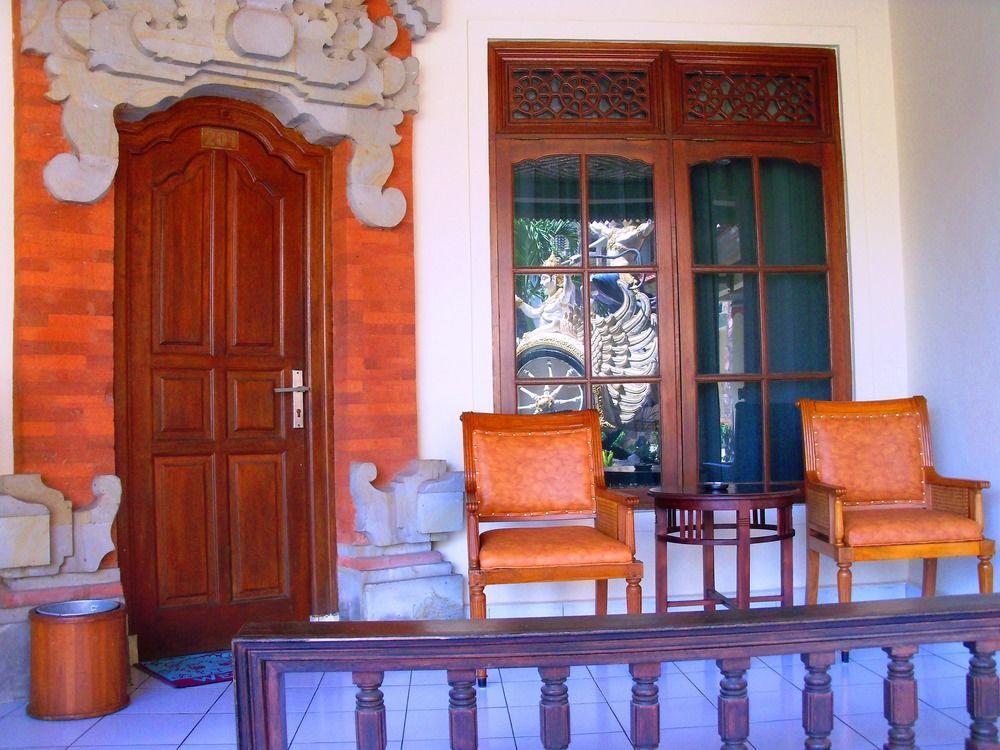 La Walon Hotel Kuta  Ngoại thất bức ảnh