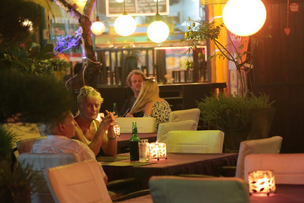 La Walon Hotel Kuta  Ngoại thất bức ảnh