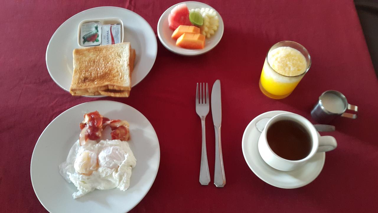 La Walon Hotel Kuta  Ngoại thất bức ảnh
