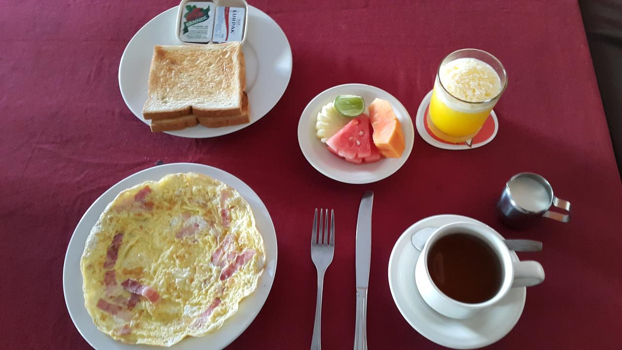 La Walon Hotel Kuta  Ngoại thất bức ảnh