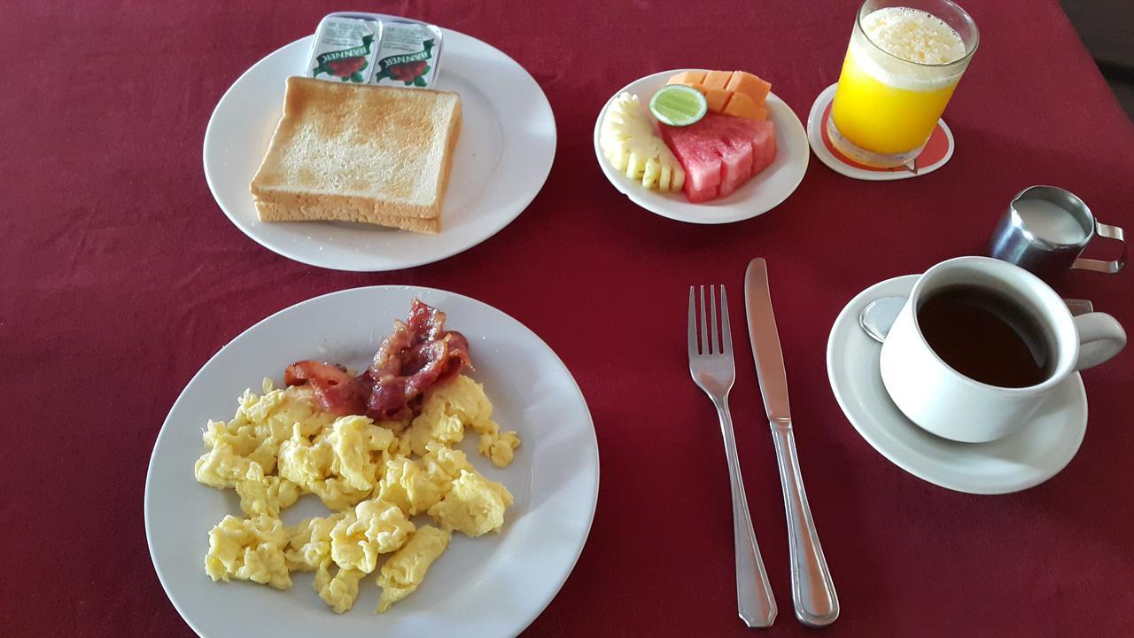 La Walon Hotel Kuta  Ngoại thất bức ảnh