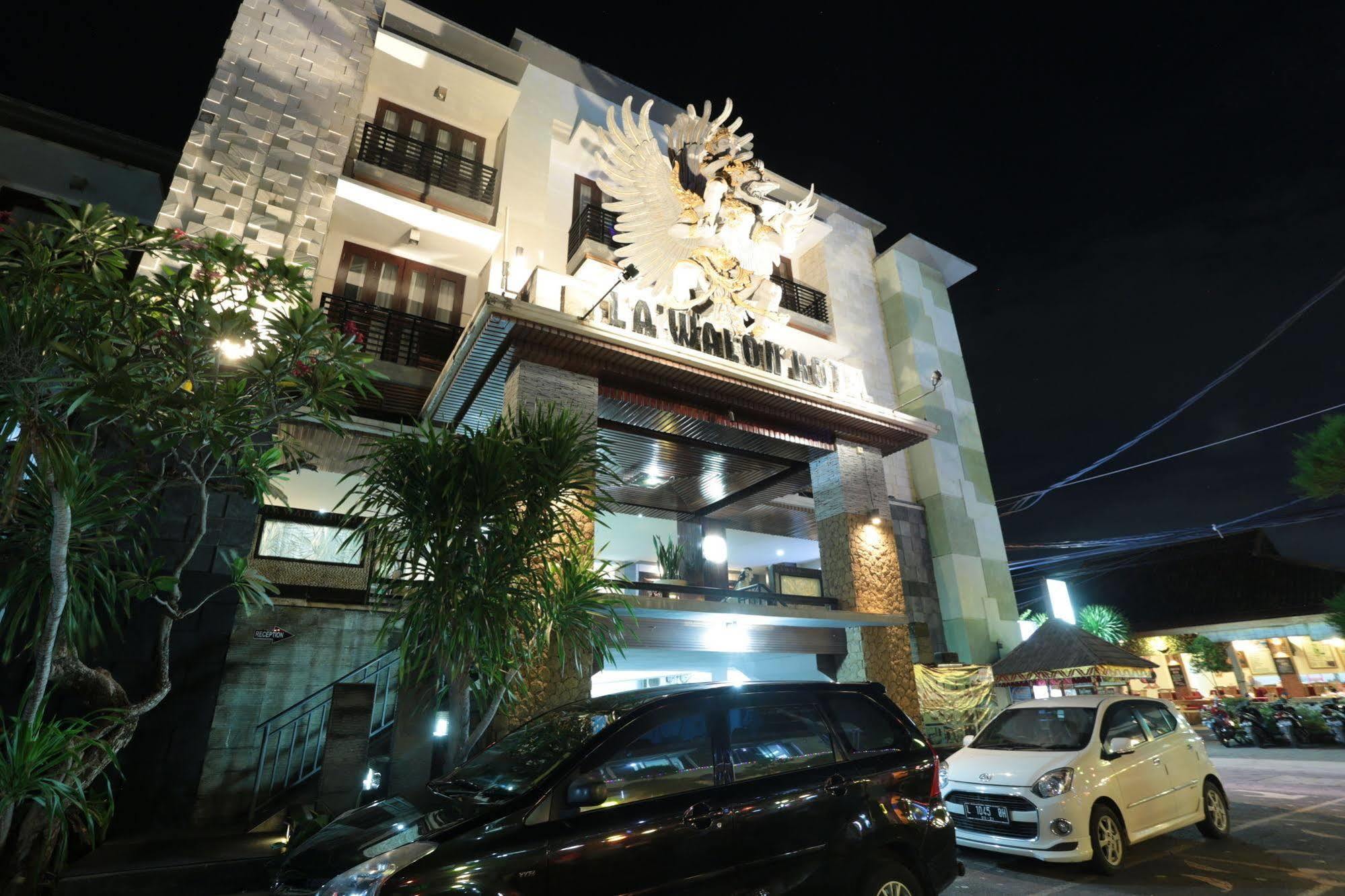 La Walon Hotel Kuta  Ngoại thất bức ảnh