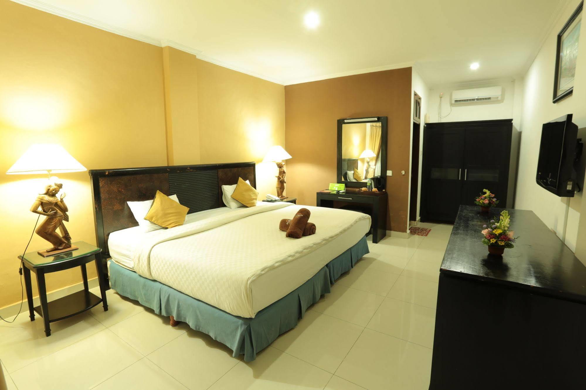 La Walon Hotel Kuta  Ngoại thất bức ảnh