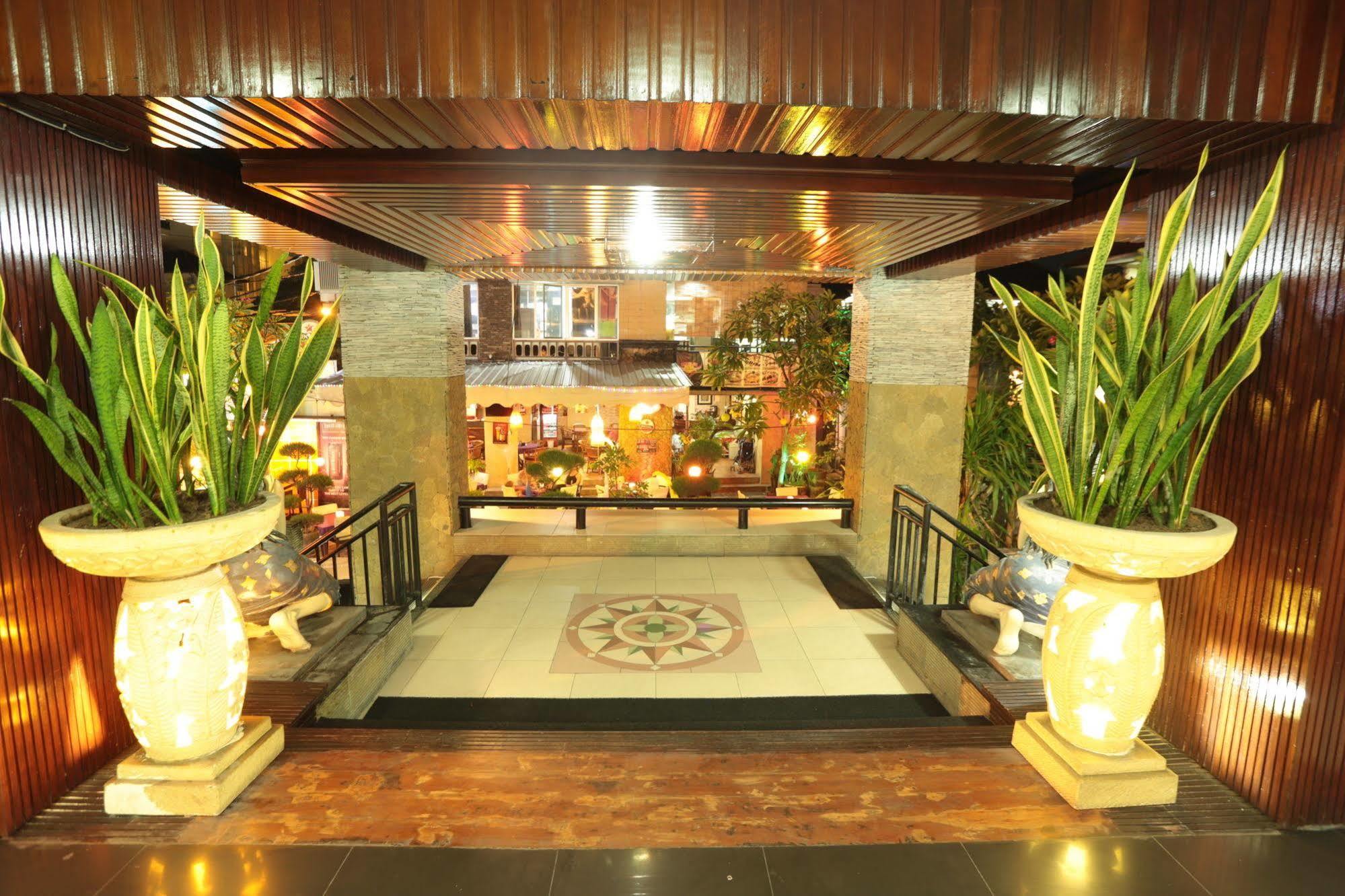La Walon Hotel Kuta  Ngoại thất bức ảnh